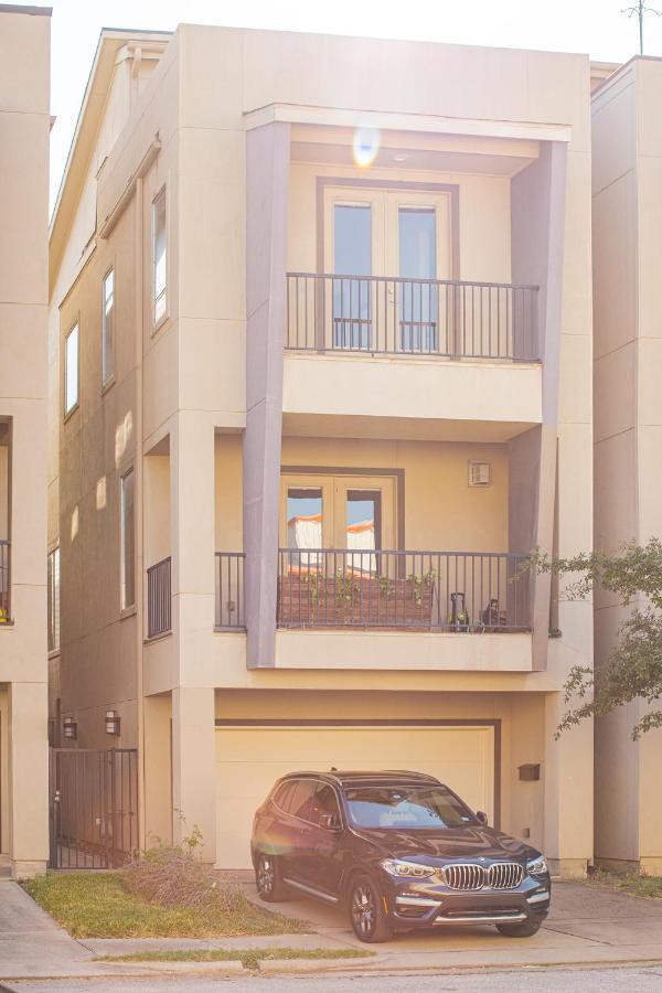 هيوستن Skyline Oasis L Spacious Retreat With Proximity To Medical Center, Downtown, And Stadiums المظهر الخارجي الصورة